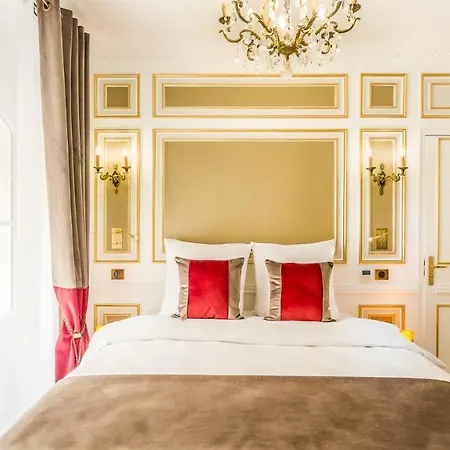 Luxury 6 Bedroom 5 Bathroom Palace - Louvre View Paris