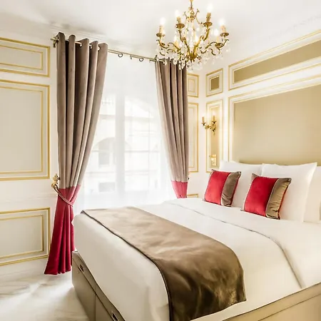 Luxury 6 Bedroom 5 Bathroom Palace - Louvre View Appartement