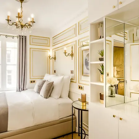 Merveil Signature - Valois - Louvre View Apartment