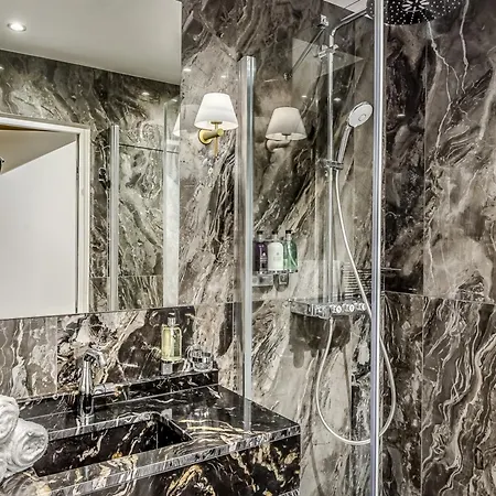 Luxury 6 Bedroom 5 Bathroom Palace - Louvre View Appartement Paris